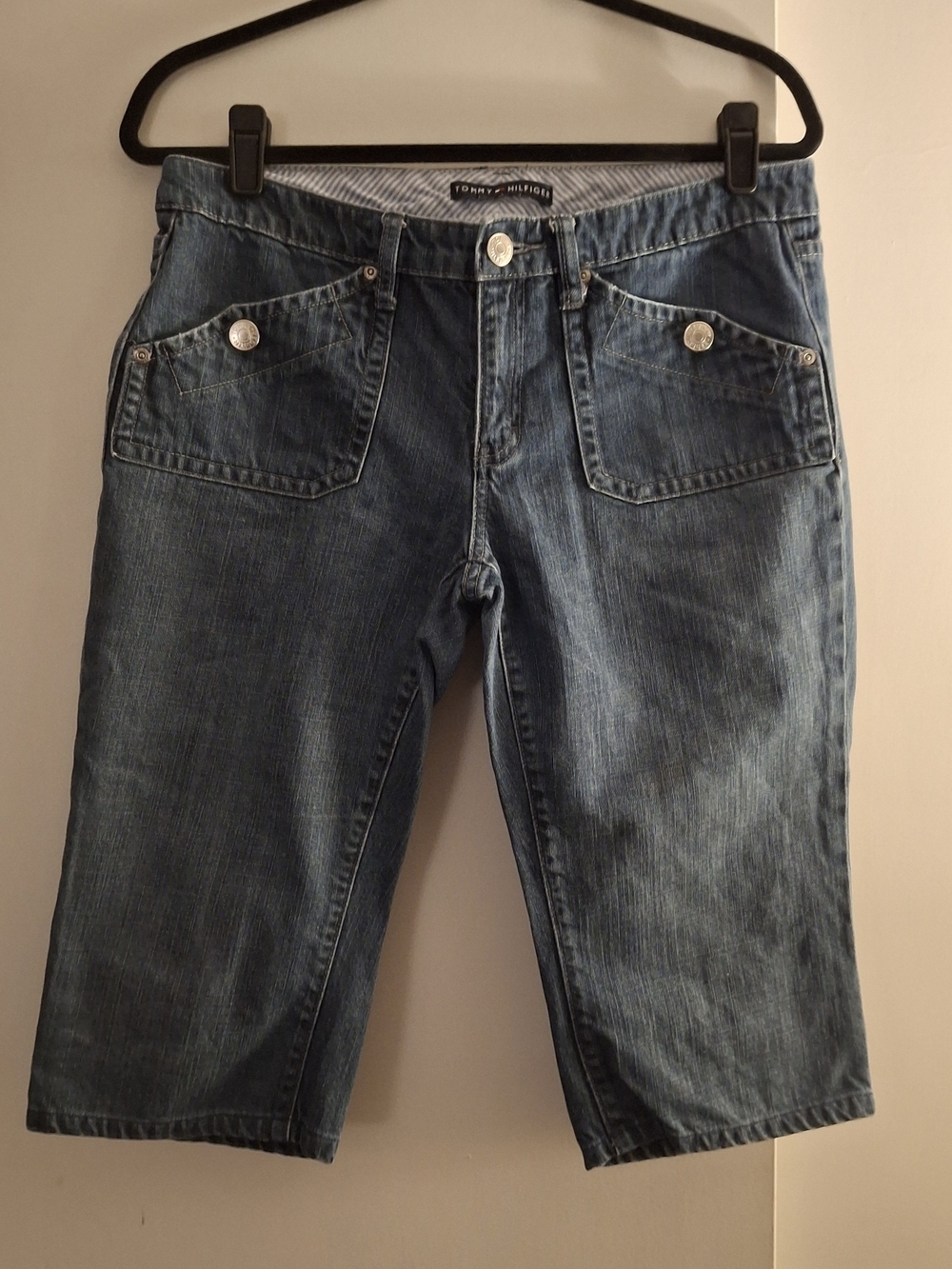 Tommy Hilfiger Women's Blue Denim Capri Jeans